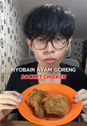 Review Ayam Goreng Rocket Chicken yang Lezat