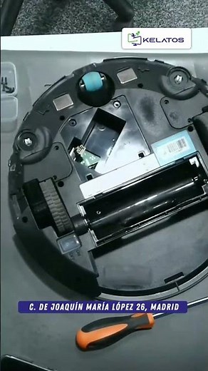 Surface Laptop 1769が充電器をつないでも反応しない？🔌 故障箇所をお見せします