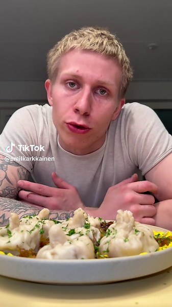 Delicious Chicken & Caramelized Onion Wontons Recipe