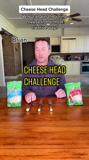 How do you eat your string cheese?? #stringcheese #family #FrigoCheeseHeads #weareallcheeseheads