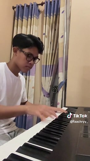 Piano Covers of Coldplay's 'Sparks'