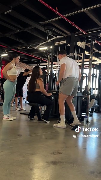 ¿Qué agarre usar para trabajar la espalda?