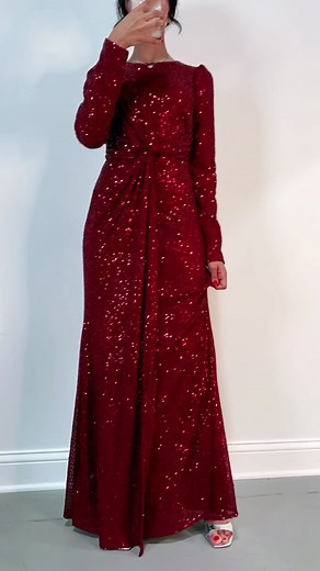 Stunning Red Evening Dress for Modest Fashion Lovers