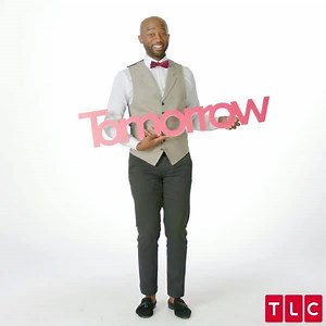 We're closing out this season of #TradingSpaces with new (and super talented) designer Mikel Welch! See him and Vern Yip make magic TOMORROW at 8/7c! | Trading Spaces