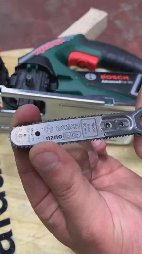 ⚡️Bosch AdvancedCut 50💪😎 #bosch #boschtools #boschpowertools #toolporn #carpentry #saw #chainsaw #saws #пила #инструмент #tools | Tool_Tips