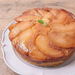 りんごがたっぷり タルトタタン 作り方・レシピ | クラシル
