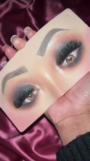 Classic black Smokey eyes😍✨ #eyemakeup #makeup #blacksmokeyeye #eyemakeuptutorial #softglamlook