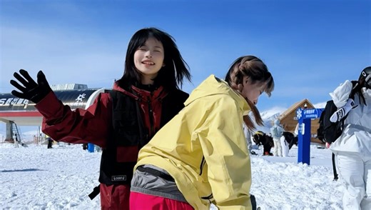 不穿cos搞抽象确实有点丢人的