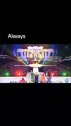 ドレス姿も綺麗だし、裏声なしでサビ歌いきるのすごすぎる✨さすが、平成の歌姫💕 #西野カナ #西野カナ大好き #西野カナライブ #always