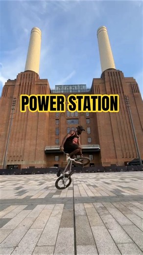 Battersea power station. #bmx