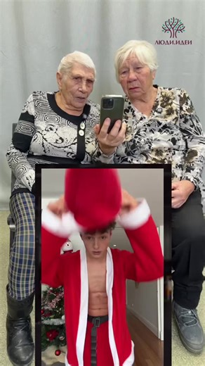 🇵🇲🇦🇶антарктидец⁷⁴🇦🇶🇵🇲 (@antarktidets)’s video of halloween costumes men