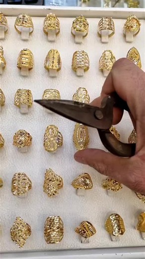 Repairing a Beautiful Gold Bracelet with Precision Tools