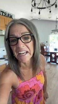 Heading into town on a gorgeous blue sky day. #Shorts #lornelmitchell44