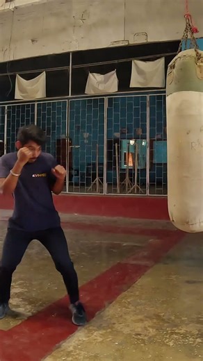 Muay Thai Double Punch Counter 🥊 | Fight With Confidence#MuayThai#CounterAttack#niketjha#usa#nepal