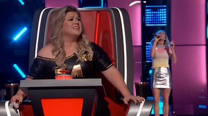 Kelly Clarkson couldn't hold back her tears after a contestant's emotional performance of Kelly's song, "Piece By Piece" on The Voice. Although the girl ended up on another coach's team. | Yahoo Entertainment