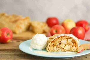 Apple Strudel – Apfelstrudel
