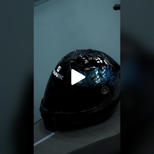 Glamorous Shark Ridill 1.2 Helmet: Safety meets Style