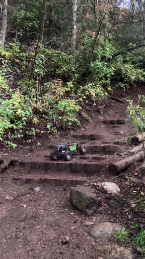 Happy Valley crawlers is your Utah county rc trail riding club. So can anyone tell me what trail this is just off this section????#fyp #trending #rctruck #4x4 #axial