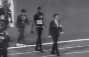 ✊🏿🇺🇸On October 16, 1968 during their medal ceremony in the Olympic Stadium in Mexico City, African American athletes TOMMIE SMITH and John Carlos, each raised a black-gloved fist during the playing of The Star-Spangled Banner. While on the podium, Smith and Carlos, who had won gold and bronze medals respectively in the 200-meter running event of the 1968 Summer Olympics, turned to face the US flag and then kept their hands raised until the anthem had finished. In addition, Smith, Carlos, and 