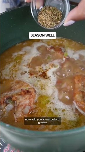 A pot full of flavor and tradition! 🌿🔥