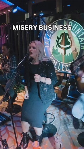 “Misery Business” by @paramore ✅ Thank you everyone who came out to @talcottcollective last night, that was fun! Shout out to @alexaa_maya for joining us on vocals for a bunch of 90s and 00s female fronted classics. Set list below 👇 See you next time 🤘🖤 Set 1 Doll Parts - Hole* Ironic - Alanis Morissette* Dreams - The Cranberries* Only Happy When It Rains - Garbage* Petals - Hole* Misery Business - Paramore* Down In A Hole - Alice In Chains High And Dry - Radiohead Rearviewmirror - Pearl Jam 