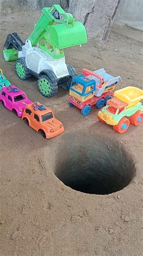 Pink car Orange car in pit tractor pushing #shorts #shortvideos #jcb #jcb3dx #viral