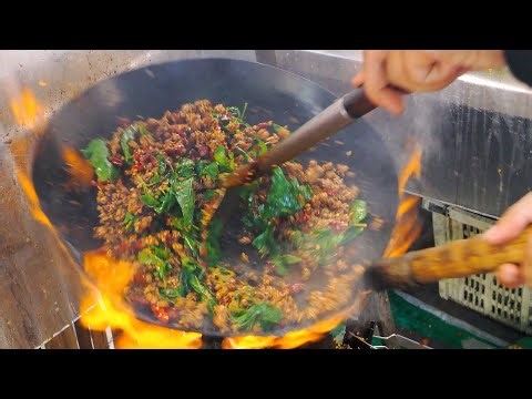 Cheap and Popular! Spicy Pork Basil Fried Rice | Asian Food