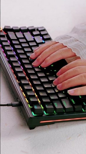 The color scheme of this keyboard is absolutely amazing!!#kemove #keyboard #keycaps