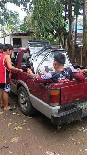 25 reactions · 4 comments | Sold 4door asembly Mazda B2200 salamat mga bosing from indang cavite #TYL #everyoneシ゚ #followers #highlights K&E Garage | Marlon Iglesias | Facebook