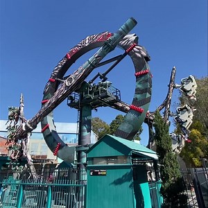 65K views · 228 reactions | After it’s recent maintenance period, the ride cycle has been modified on the Doomsday Destroyer at Movie World. The ride no longer completes the usual 360 degree inversions, but instead reaches a maximum height of 90 degrees. It is unclear if this is just temporary or a permanent change to the rides operations. | Gold Coast Theme Parks | Facebook