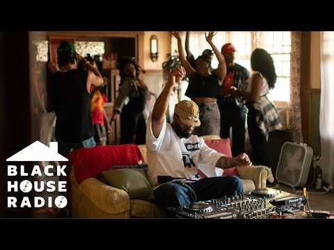UPBEAT SOULFUL HOUSE MIX at a House Party | Black House Radio