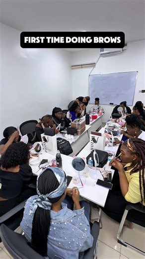 Mastering Eyebrow Shaping: A Step-by-Step Guide