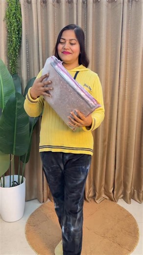 Rashmi Singh on Instagram: "Turn heads at every celebration 💖✨ Heavy designer premium quality party wear with stunning embroidery work in a gorgeous pink Sharara suit set 💫 Luxury look, affordable price — only on @meeshoapp 🛍️ Perfect for weddings, parties & festive nights 🌸 Grab yours before it’s gone! 💃💕 #ShararaSuit #PartyWear #DesignerWear #PremiumQuality"