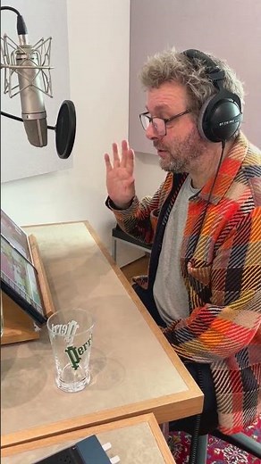 Michael Sheen reads Road Trip | BTS of Bluey Book Reads | Bluey Extras