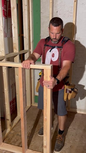 How to Stiffen up a Half Wall #carpenter #carpentry #diy #framing