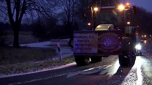 German farmers blocked roads with tractors, kicking off a week of protests against plans to phase out agricultural subsidies with nationwide action that ministers have warned could be co-opted by the far-right https://reut.rs/3NT1Z89 | Reuters