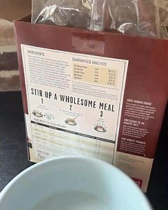 233K views · 378 reactions | Minimally Processed ✔ Human Grade ✔ Tastes Great ✔ Looks Great… okay that one’s debatable, but we don’t think you’ll mind since it’s got the same human grade ingredients as fresh food for less than half the price!  Here’s 50% off a trial size box to test our theory. | The Honest Kitchen | Facebook