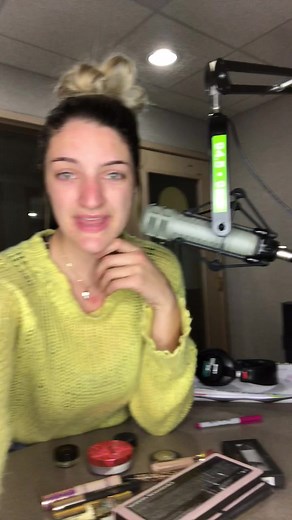 What happens on a morning show 👀 #fyp #makeup #ajandmccall #utahsvfx #morningshow #radio #foryourpage 😘