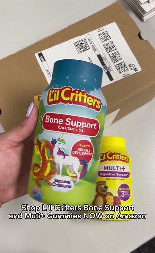 When that Amazon package arrives, it’s like a mini celebration! 🎁✨ And inside? A delightful surprise: L’il Critters Gummy Vitamins! 🍬 Link in bio to shop the @amazon deal now! #lilcritters #primeday #amazondeal #childrensmultivitamins