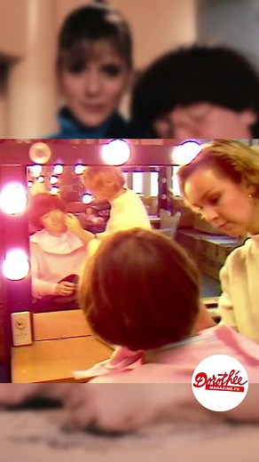 En hommage à notre Cabu national, voici les coulisses du "Récré A2" de Noël 1985 #cabu #dorothee #dorothée | Dorothée Magazine