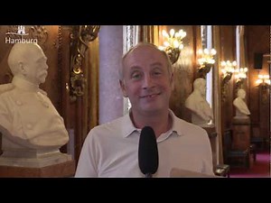 Alfons auf der 42. Einbürgerungsfeier