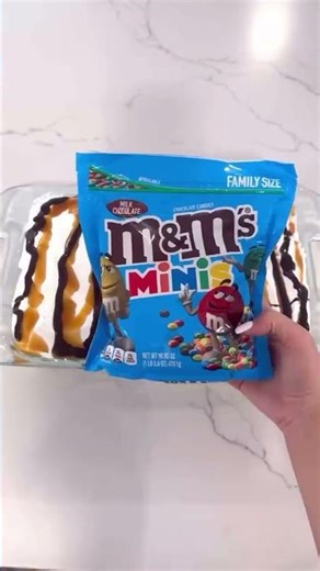 One-Dish Ice Cream Cake Recipe! 🍰🍦🌈 Easy & Professional Dessert