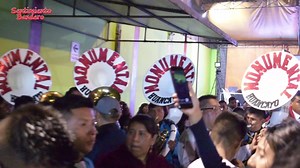 🎺Monumental Huancayo/Huaynos del recuerdo/2019🎷 La Banda Monumental Huancayo interpreta brillantemente un conjunto de huaynos del Centro en un dominical encuentro de bandas. Entre los huaynos que adornan el ambiente festivo se encuentran los intitulados : "Vaso de cristal","Picaflor tarmeño" y "Hermosa palomita". Sentimiento Bandero © 2021 | Sentimiento Bandero