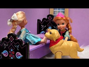 Who's cranky ? Elsa & Anna toddlers - moody - Barbie dolls