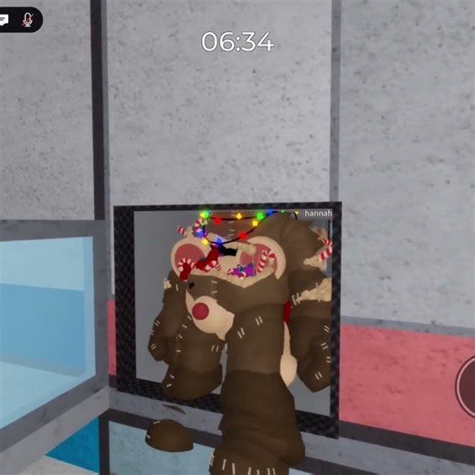 You can crouch as piggy