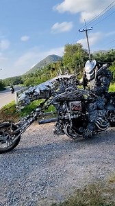 Imagine driving past this guy on your way to work 😳😲 | UNILAD Tech