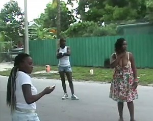 These Girls Fighting Over Shoes Really Tho!?