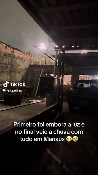Apagão e chuva forte em Manaus relatados no vídeo