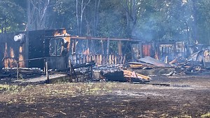 Fire destroys former Vic Mar's Seafood Restaurant building