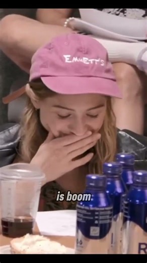 Last scene of Mike And everyone crying this moment 😥 #strangerthings @Netflix